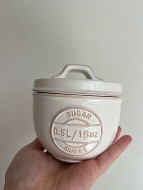 Cream Ceramic Sugar Jar with Lid - 0.5L